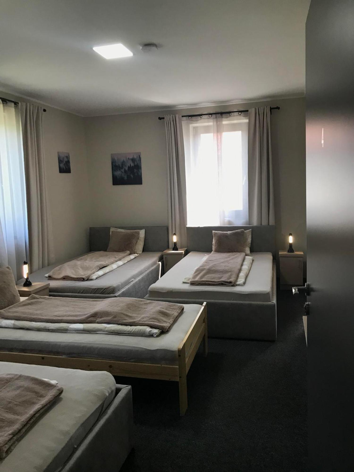 4 Haloszobas Pihenj Meg Vendeghaz Mestecǎneşti Exterior foto
